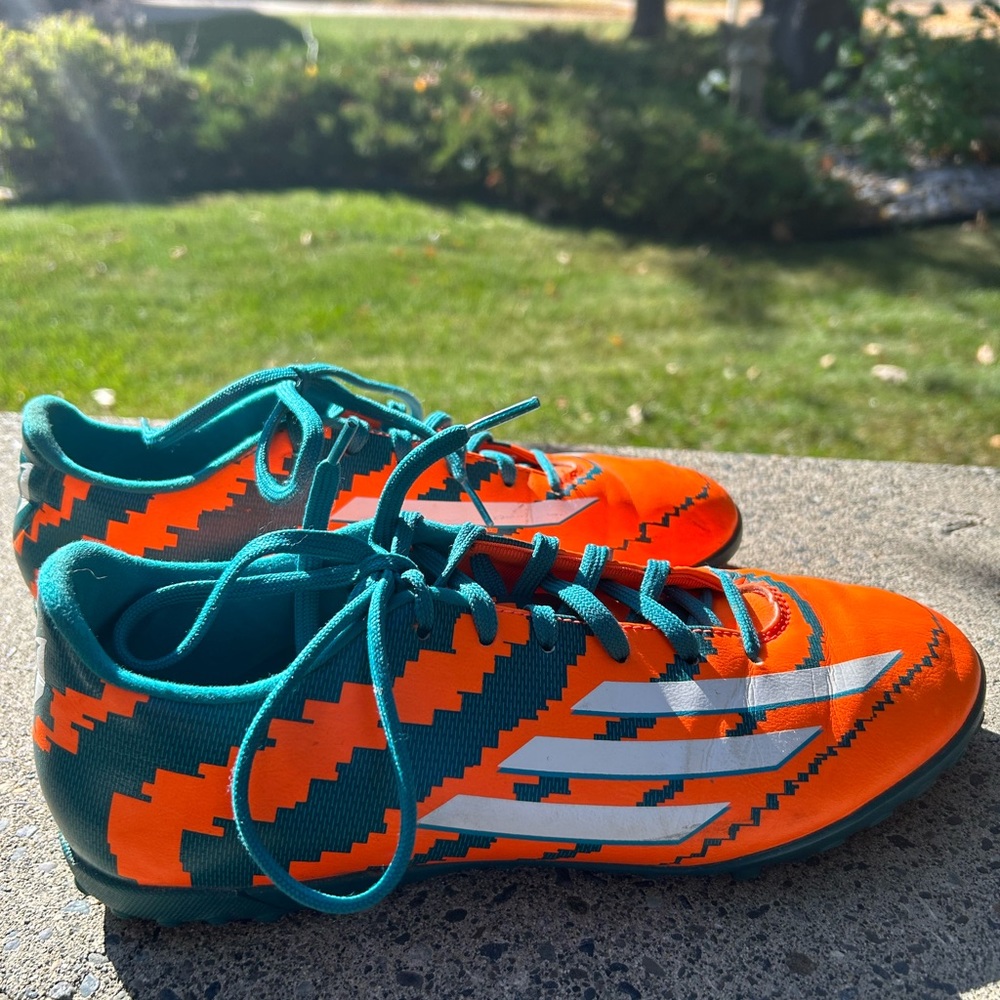 Rare Messi soccer cleats (purchased in Spain)🇪🇸